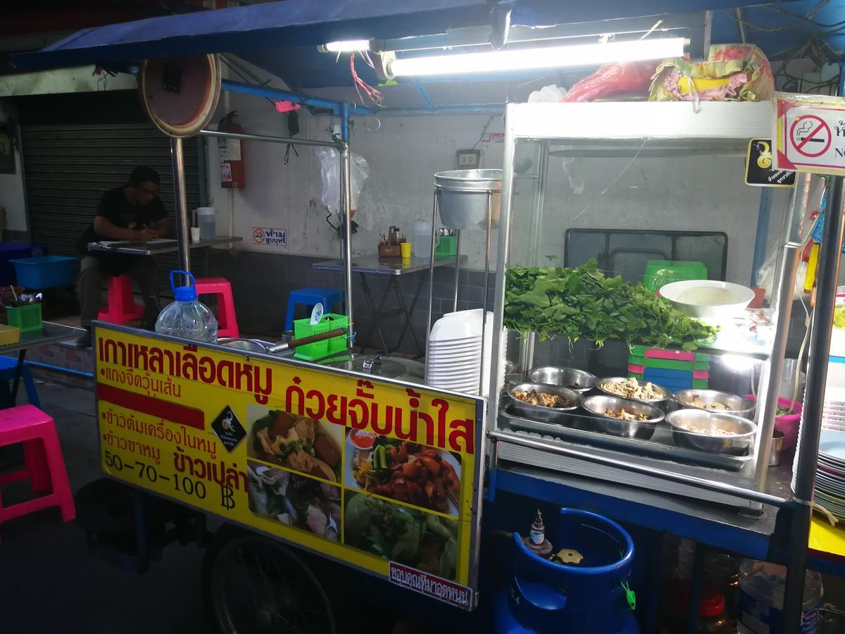 Wj Hostel Bangkok Ngoại thất bức ảnh