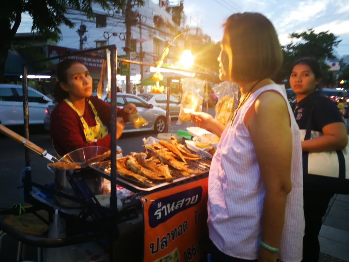 Wj Hostel Bangkok Ngoại thất bức ảnh