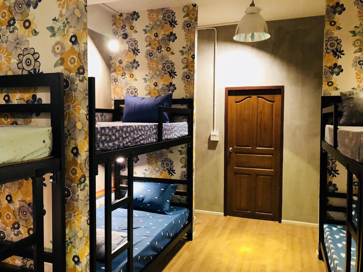 Wj Hostel Bangkok Ngoại thất bức ảnh