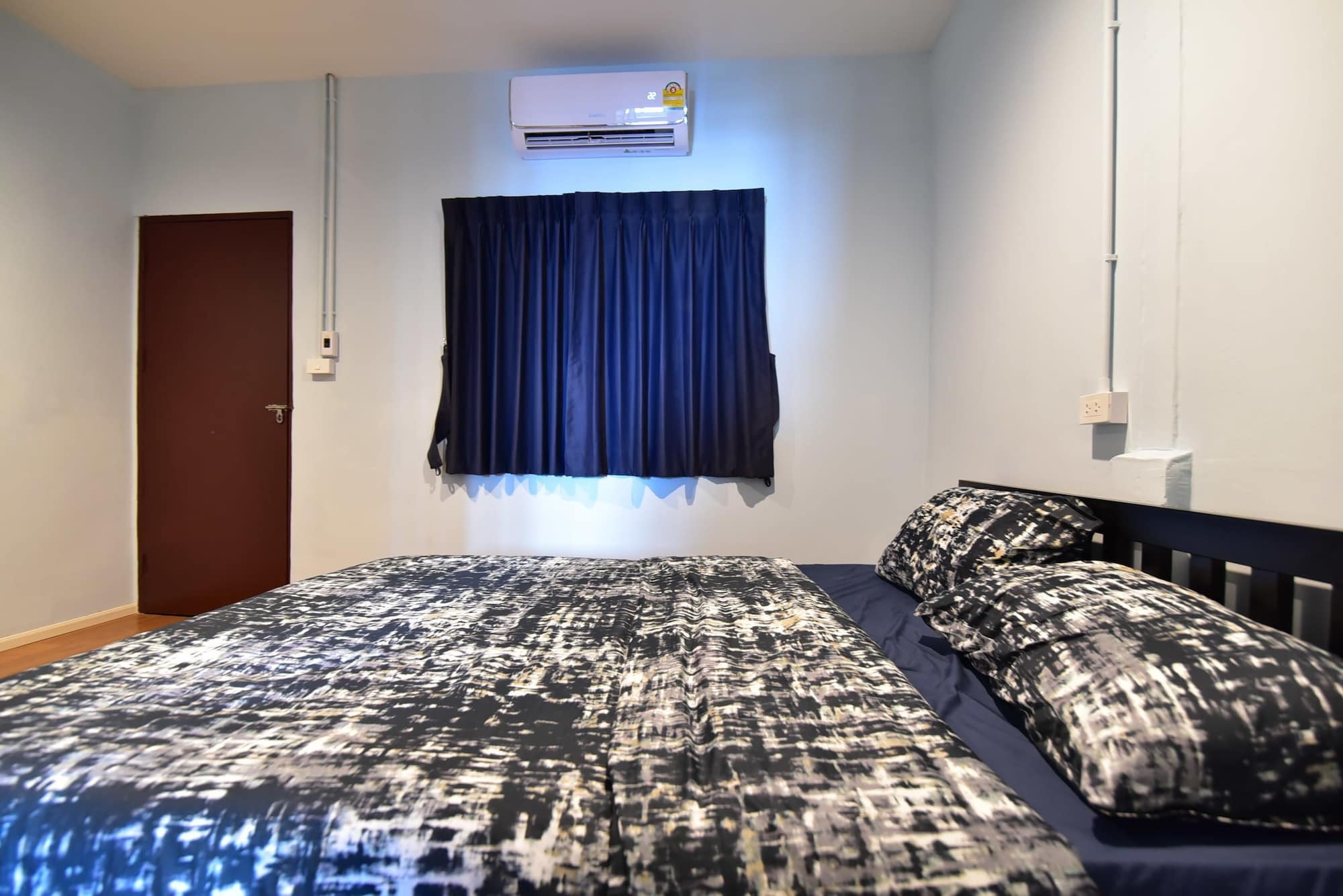 Wj Hostel Bangkok Ngoại thất bức ảnh